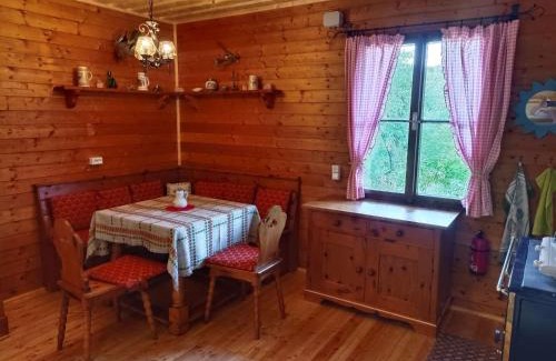 Muenichreith-Laimbach House | Das 1000 Kraut Haus (Berghüttte)