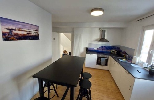Siegen Apartment | Das Alte Kutscherhaus -table View 1C