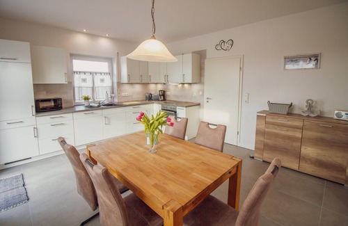 Krummhoern House | Das Ferienhaus Rena Steht im Wunderschönen Krummhörner Warfendorf Manslagt, nur