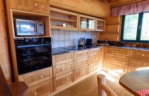 Borovany Cabin | Das neu Gebaute Blockhaus, Befindet Sich in Einer Wunderschönen Landschaft