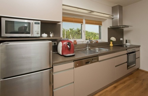 Johnsdorf-Brunn House | "das nussberg" holiday home in the vineyard