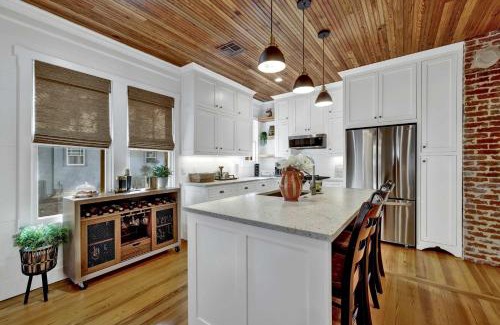 Fredericksburg House | Das Sweet Peach - Fire Pit & Close to Main St