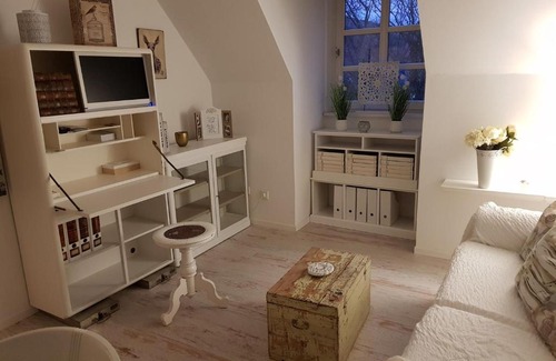 Nuttlar Apartment | Das Torhaus im Schloss Schellenstein