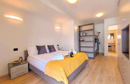 Dascio Apartment | Dascio Emotion Ferienwohnung mit Terrasse am See