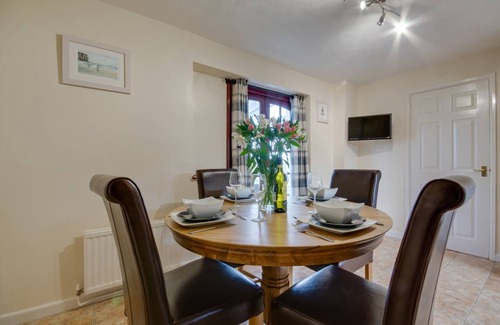 Brayford Cottage | Dassel Cottage