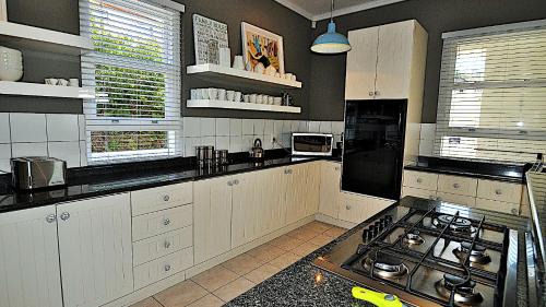 Plettenberg Bay Villa | Dassen Island 61