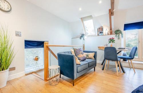 Fenny Compton House | Dassett View