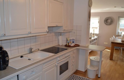 Midlum House | Dat Strandgood - Holiday home Dat Strandgood for up to 6 persons in