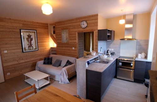 Saint-Anastaise House | Datcha Anastasia