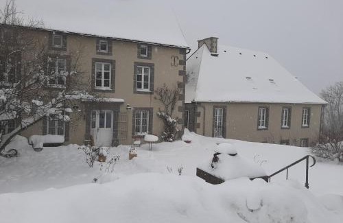 Saint-Anastaise House | DATCHA ANASTASIA