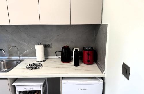 Petaloudes Villa | Date Palm Studio