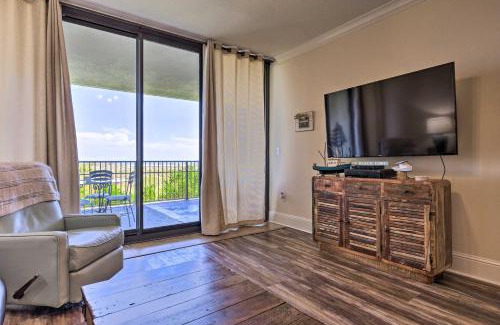 Dauphin Island Apartment | Dauphin Island Condo with Pool, Balcony and Ocean View