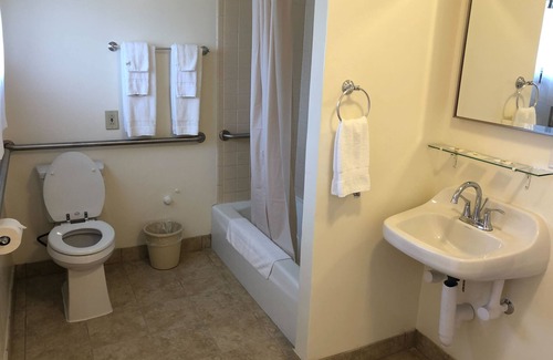 Kingsville Hotel | Dav-Ed Motel