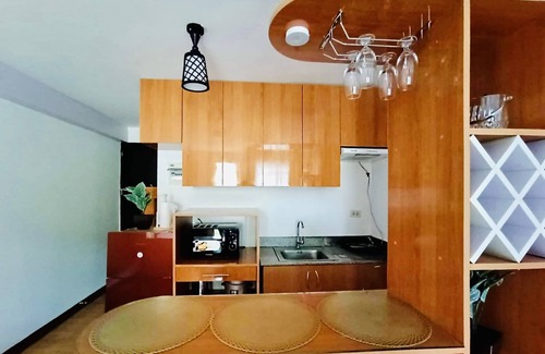 Sasa Condo | Davao Affordable Condo w/unli WIFI & Mini Bar