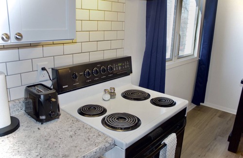 Davenport Apartment | Davenport Delight ~ 2BR Townhouse