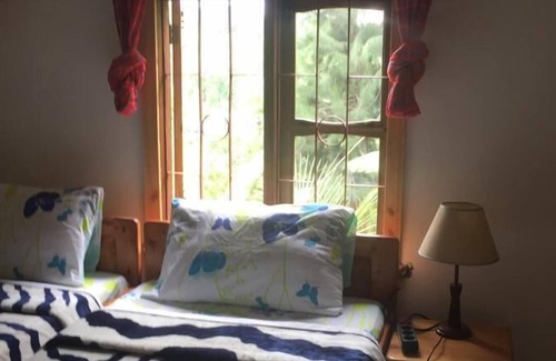 Lushoto Bed & Breakfast | David Crater Homestay