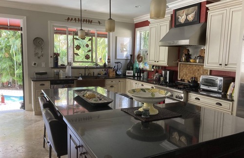 Davis Islands House | Davis Island- Close to EVERYTHING!