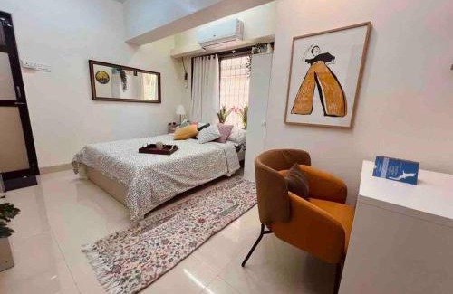 Bandra West Apartment | Dawn - A Spacious Modern Studio in Bandra at Almeida Park by Connekt Homes