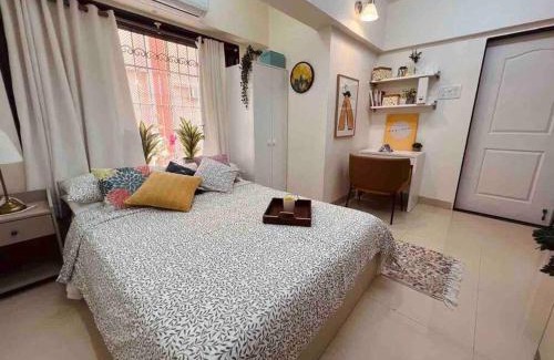 Bandra West Apartment | Dawn - A Spacious Modern Studio in Bandra at Almeida Park by Connekt Homes