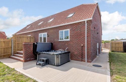 Mablethorpe and Sutton House | Dawson Park 1 - Uk12660