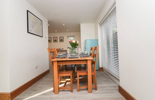 Fourstones Near Bentham Cottage | DAWSONS COTTAGE, pet friendly, with a garden in High Bentham