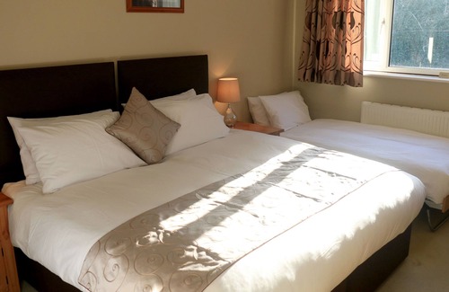 Church Crookham House | Dawyk Beech Guesthouse