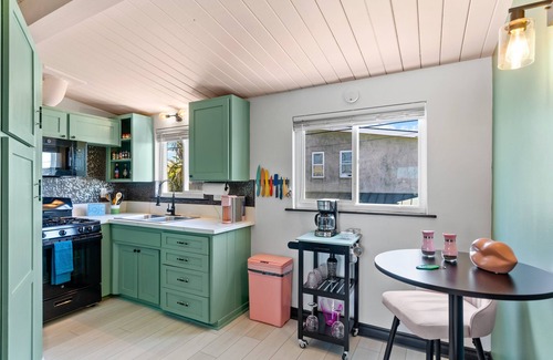 South Oceanside Condo | Day in Paradise - O'side Palms