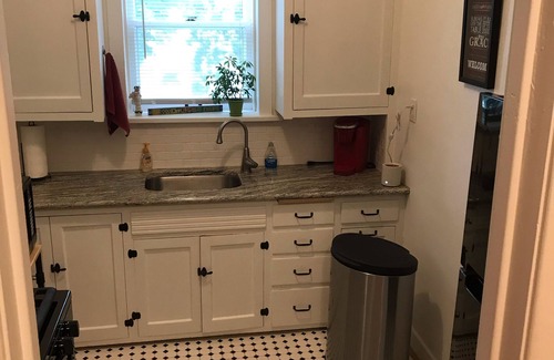 Decorah Apartment | Day Street Suites. Historic Phelps Mansion. Main Level Suite #2