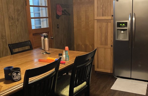 Conneaut House | Daydream Away, at our peaceful, roomy, 4 bed home, near the lake in Conneaut.