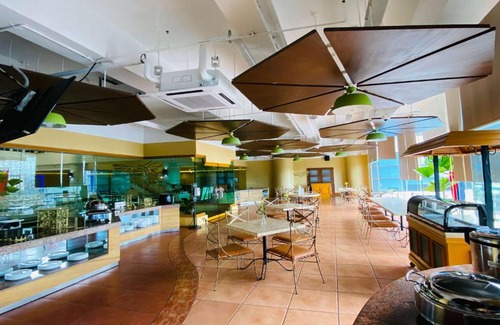 Iloilo City Proper Hotel | Days Hotel by Wyndham Iloilo