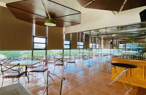 Iloilo City Proper Hotel | Days Hotel by Wyndham Iloilo