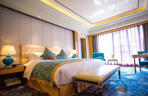 Huichuan District Hotel | Days Hotel & Suites Ivy Zunyi