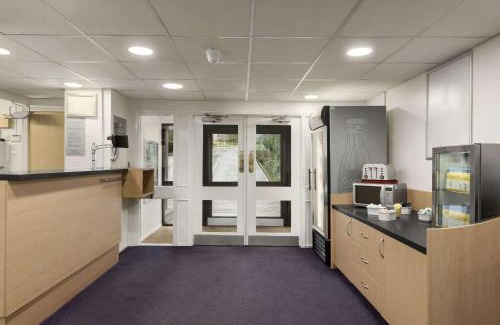Bridgend Hotel | Days Inn Bridgend Cardiff