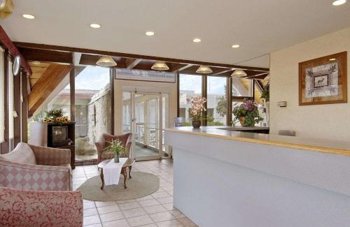 Northwest Colorado Springs Hotel | Days Inn by Wyndham Colorado Springs/Garden of the Gods