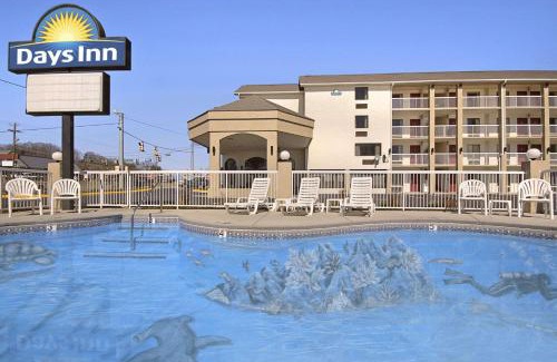 Sevierville Hotel | Days Inn by Wyndham Apple Valley Pigeon Forge/Sevierville