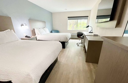 South Arlington Hotel | Days Inn by Wyndham Arlington