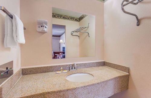Ashland Hotel | Days Inn by Wyndham Ashland