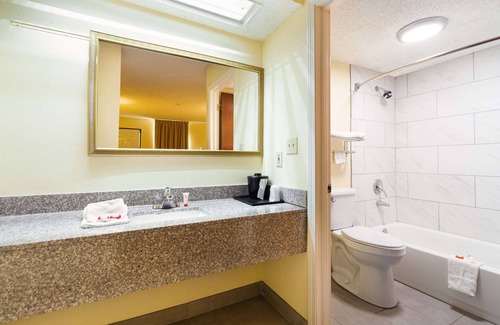 Atmore Hotel | Days Inn by Wyndham Atmore