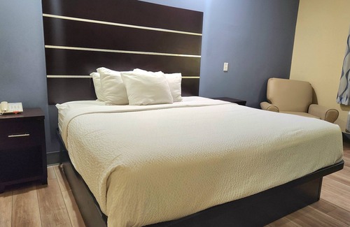 Scotlandville Hotel | Days Inn by Wyndham Baton Rouge Airport