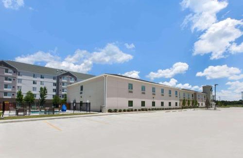 Scotlandville Hotel | Days Inn by Wyndham Baton Rouge Airport