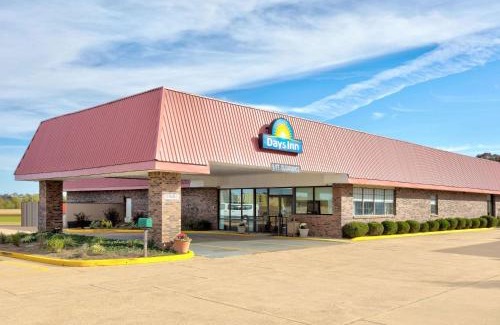 Batesville Hotel | Days Inn by Wyndham Batesville