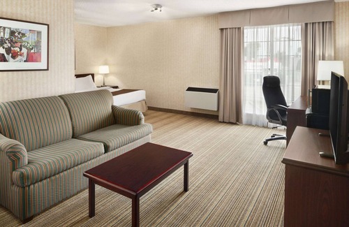 Brantford Hotel | Days Inn by Wyndham Brantford