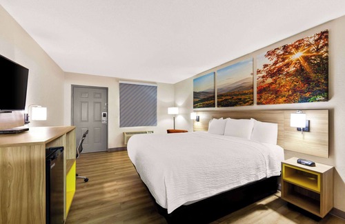 Brownsville Hotel | Days Inn by Wyndham Brownsville