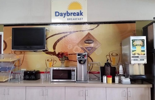 Northwest Anaheim Hotel | Days Inn by Wyndham Buena Park