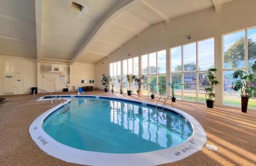 West Yarmouth Hotel | Days Inn by Wyndham - Cape Cod