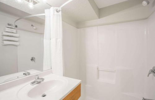 Custer Hotel | Days Inn by Wyndham Custer