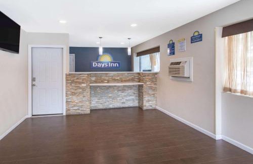 Elmsford Hotel | Days Inn by Wyndham Elmsford