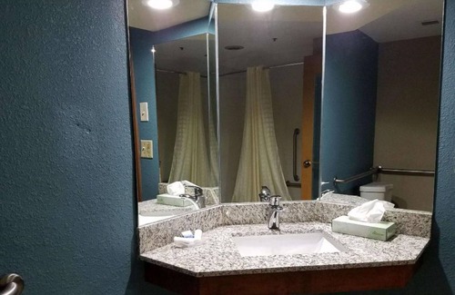 Englewood Hotel | Days Inn by Wyndham Englewood Dayton Airport