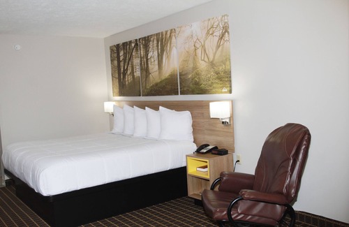 Forest Hotel | Days Inn by Wyndham Forest