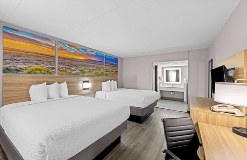 Gainesville Hotel | Days Inn by Wyndham Gainesville